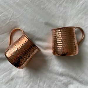 NWT Williams Sonoma authentic hammered copper mugs — set of 2